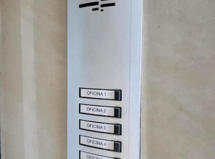Edificio Comercial - 3