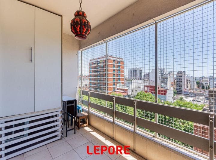 Único Piso de 5 Ambientes con Cochera Fija y Balcones Aterrazados - 3