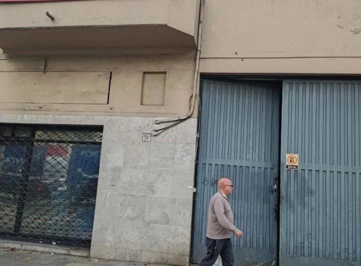 Local y Depósito de 570 m² en Alquiler en Flores Sur - 5