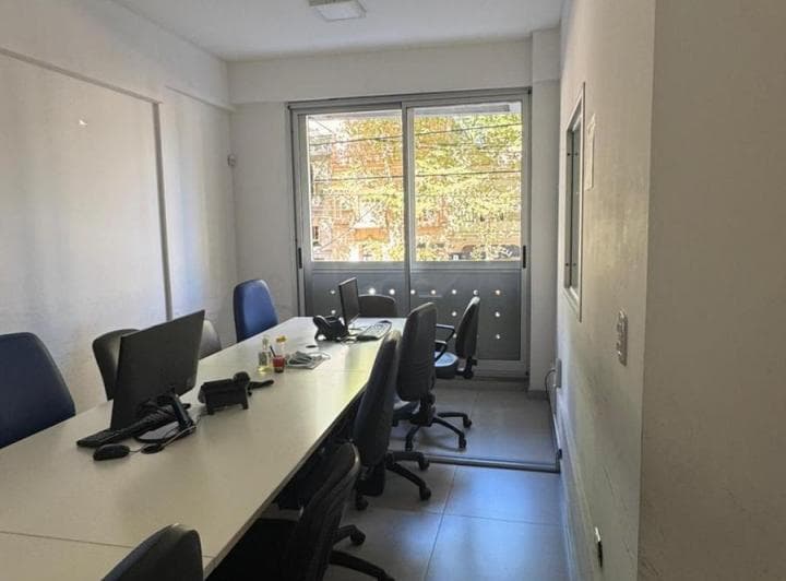 Local / Oficina Honorio Pueyrredon Al 800, Zona Comercial. - 4