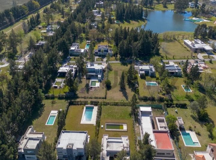 Lote en Venta Miralagos II La Plata 1034 m² - 3