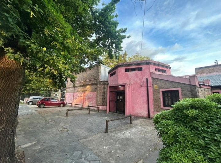 Ex Club Rosaleda en Venta Para Inversionistas - 3