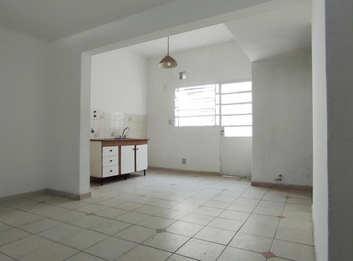 Venta Casa Interna - 3 Dorm. - Patio - Terraza - Quincho - Pje Larguía - 4