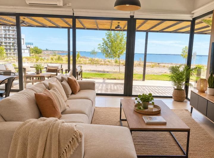Venta de Casa en Villa Tenis Club Mari Menuco Frente Al Lago!. Nqn - 5