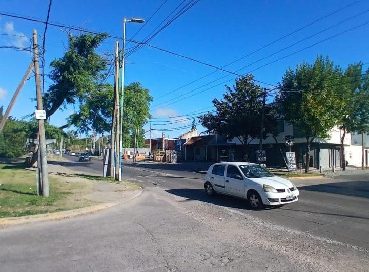 Terreno en Venta Sobre Calle 91 E/ 6 y 7. La Plata - 1958 m² - 5