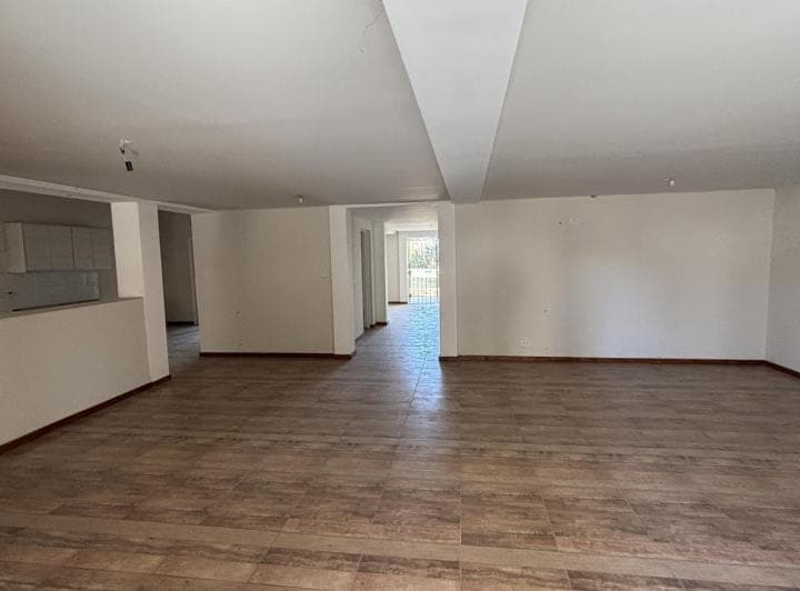 Casa en Venta de Cinco Dorm. Quintas de Arguello - 2