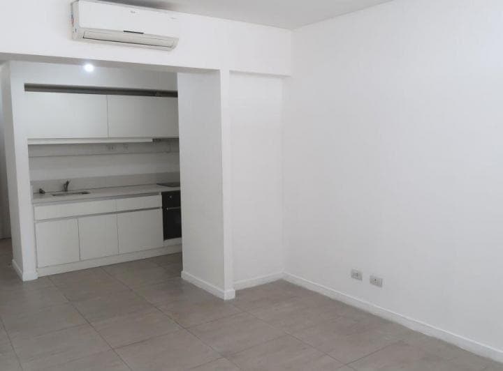 Estudio con Balcón Aterrazado con Vista Abierta. - 4
