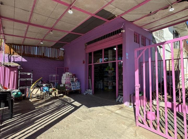 Venta Local Comercial + 2 Deptos 2 Amb - Merlo - 2