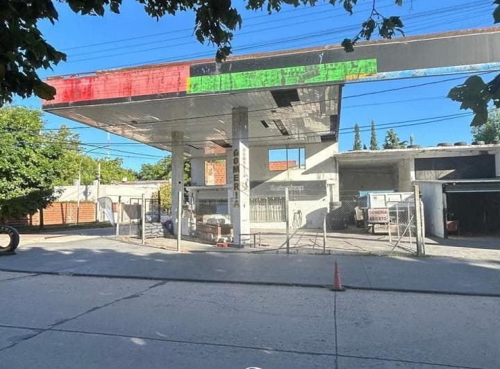 Importante Esquina Comercial en Capilla del Señor - 5
