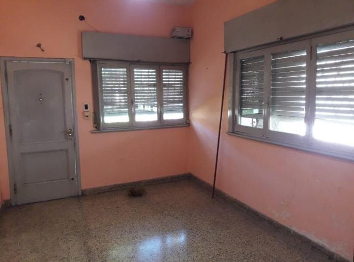Casa Americana 4 Ambientes con Espacio Para Auto Alquiler - 5