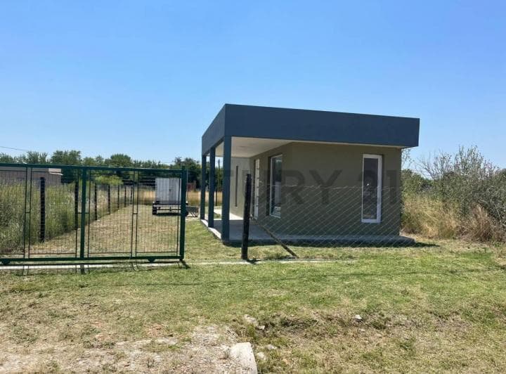 Venta Casa 2 Ambientes Los Fresnos Arturo Segui - La Plata - 2