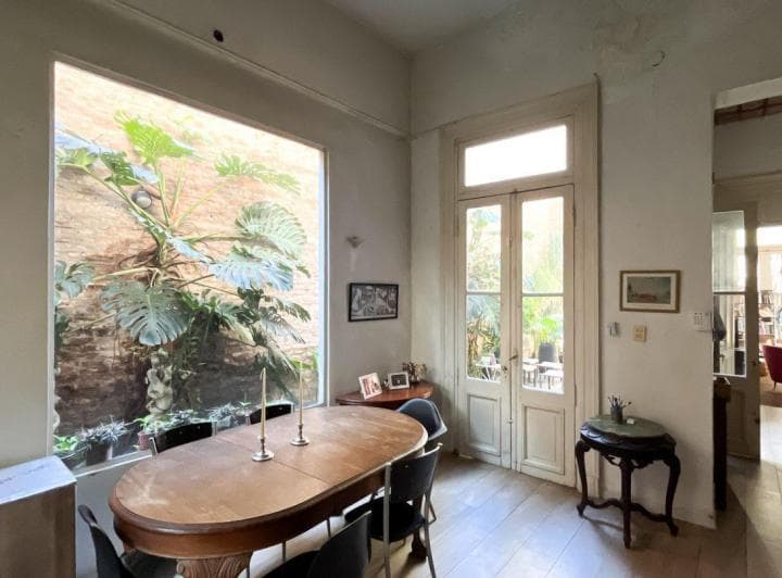 Casa - Venta - 7 Amb. - Almagro - 2 Cocheras. - 3