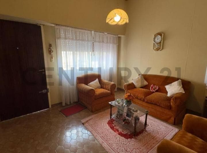Venta PH 4 Ambientes C /cochera Ramos Mejía - 2