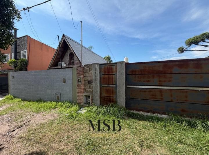 Lote con Casa a Refaccionar, 505 Esq. 27, Gonnet - 2