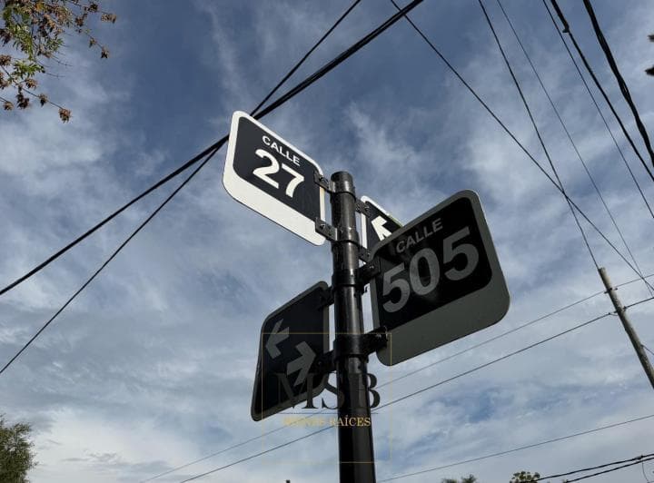 Lote con Casa a Refaccionar, 505 Esq. 27, Gonnet - 3