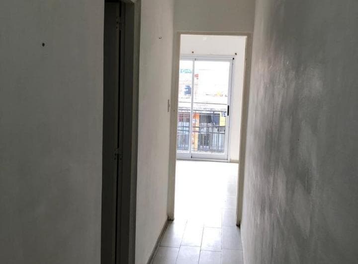 Departamento en 1er Piso - Alquiler - 1 Dormitorio - 4