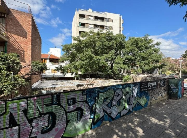 Gran Oportunidad! Lote Esquina Sobre Calle Duarte Quiros a m del Shopping Nuevo Centro - 3