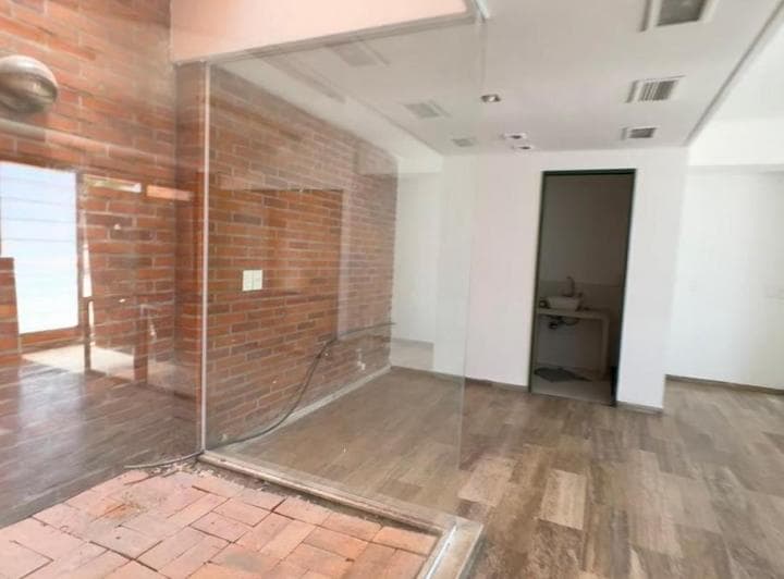 Venta Oficina 4 Ambientes en San Isidro - 3