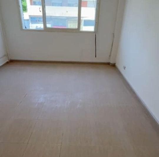 Consultorio/oficina de 24 m² en Alquiler en Ramos Mejía - 3