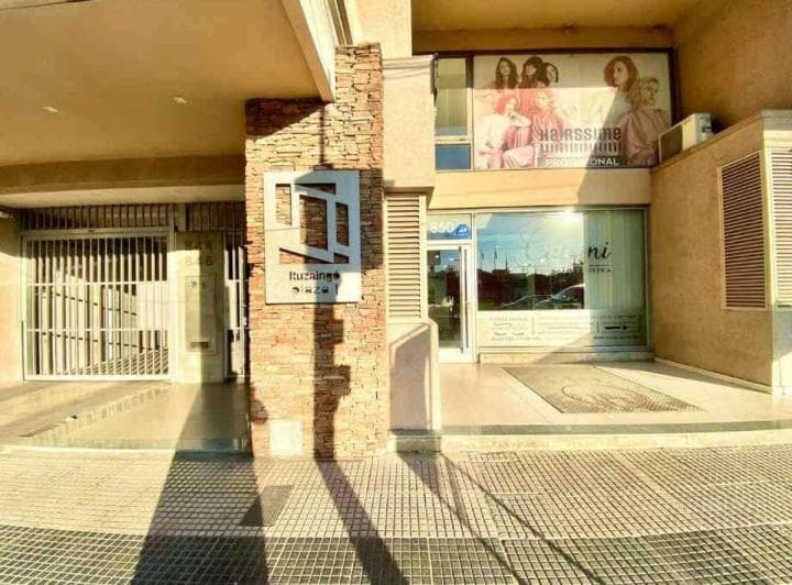 Excelente Departamento 1 Ambiente (Monoambiente) con Cochera. Tercer Piso "E". - 2
