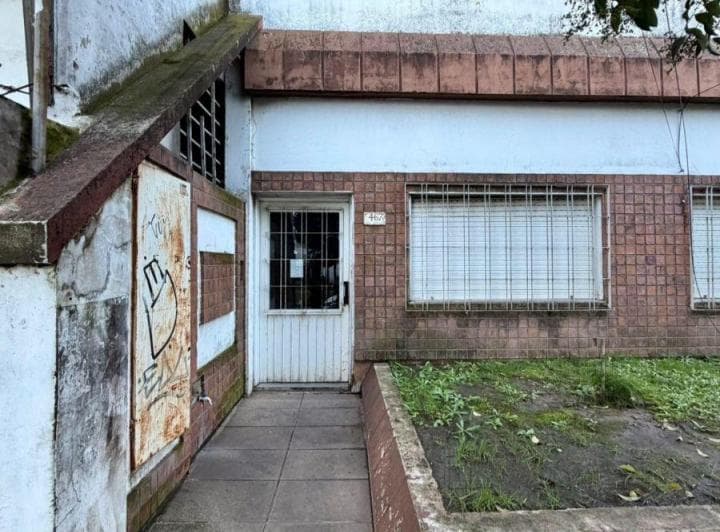 Venta - Hermoso Departamento 3 Ambientes en Paso del Rey Centro. - 2
