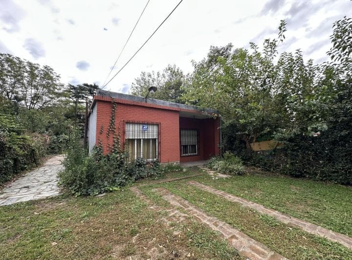 Venta - Casa 3 Ambientes con Pileta y Parque en La Reja - Permuta - 2