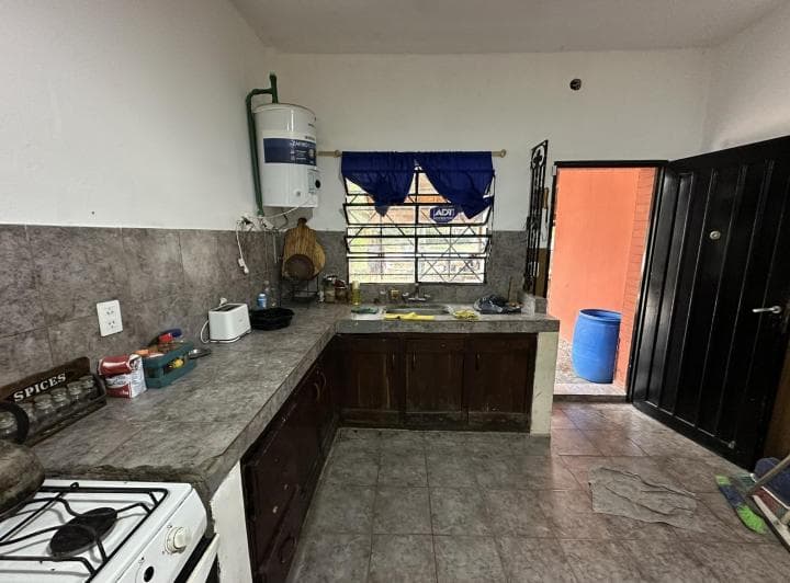 Venta - Casa 3 Ambientes con Pileta y Parque en La Reja - Permuta - 5