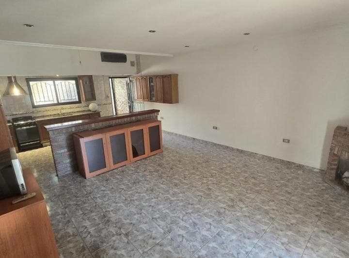 Venta / Permuta Casa 2 Dorm. Zona Sur Rosario. - 5