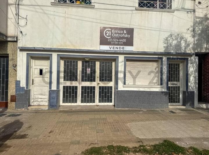 PH en Venta en La Plata Tipo Casa Al Frente 2 Dorm. y Cochera - Zona Plaza Malvinas - 2