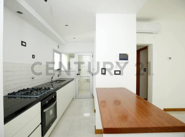 Departamento en Venta en La Plata de un Dormitorio - 2