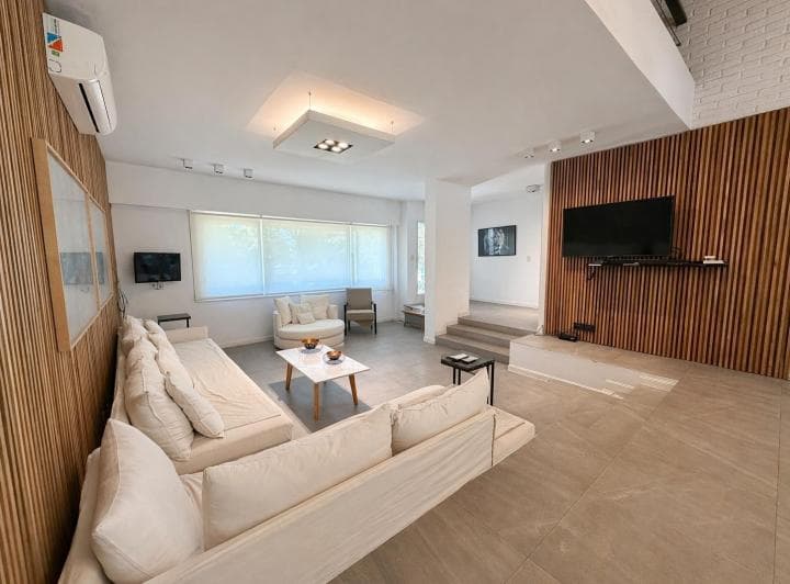 Alquiler Casa Moderna - Lote Central 550 m² - Miraflores Country Club - 3