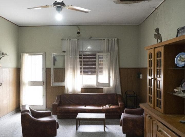 Venta Casa con Local Desarrolado en 2 Plantas en Barrio Belgrano - 2