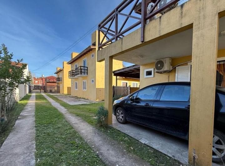 Duplex en Venta 3 Ambientes con Patio y Cochera en Mar del Tuyu - 3