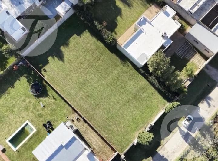 Gran Lote Premium en Zona Residencial de San Pedro Totalmente Perimetrado y Listo Para Disfrutar - 3