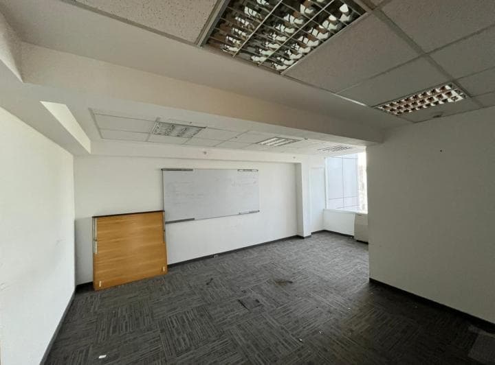 Oficina en Alquiler - Puerto Madero - 90 m² - 1 Cochera. - 5