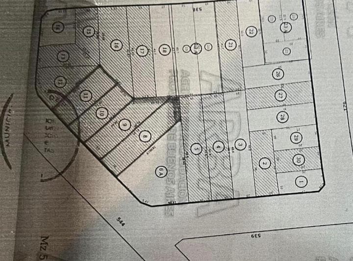 Venta Lote de 357 m&sup2; en El Pato - 2