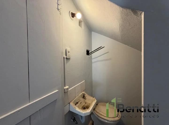 Local en Alquiler de 8 m² con Vidriera y Persiana Manual - 4