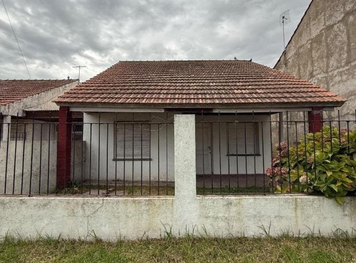 Casa en Venta con Importante Lote de 350 m Mar del Plata - 4