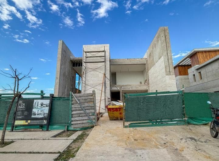 Casa en Venta Los Puentes Nordelta - 4