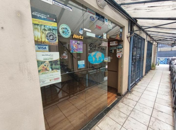 Venta Local en Calle 8 Esquina 47, La Plata - 3