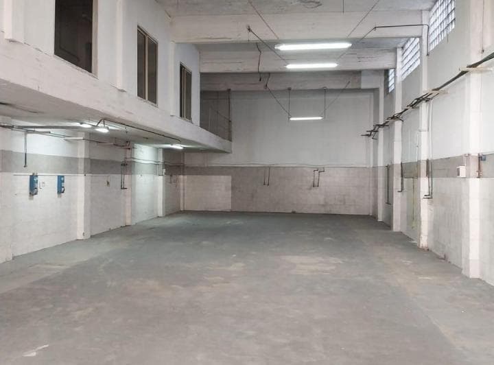 Depósito en Alquiler 500 m Cuadrados Av General Paz y Av Alberdi Mataderos Caba - 2