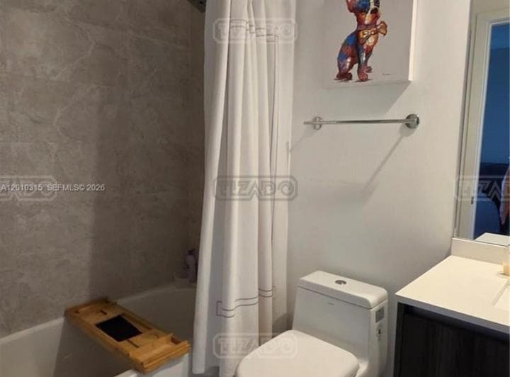 Departamento en Venta en Edgewater, Miami, Florida - 4