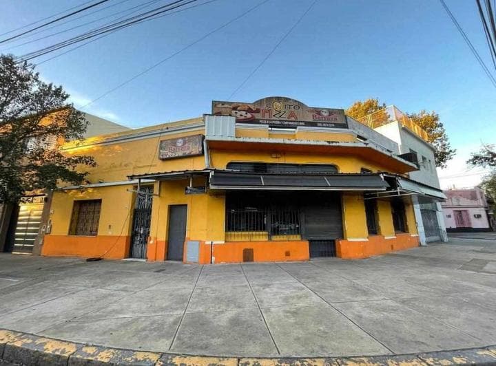 Casita en Polo Gastronomico PH Ideal Depósito o Hacer - 2