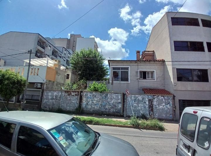 Lote. | Ferreyra Andres - (3f) 2726 - 4