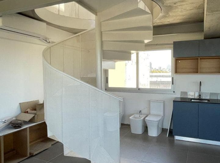 Venta - Gran Oficina Comercial Planta Abierta Duplex con Balcon Terraza. Villa Crespo - 4