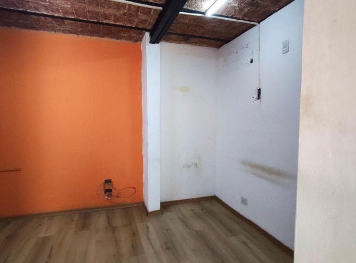 Oficina Comercial de 20 m² en Alquiler, San Justo - 3