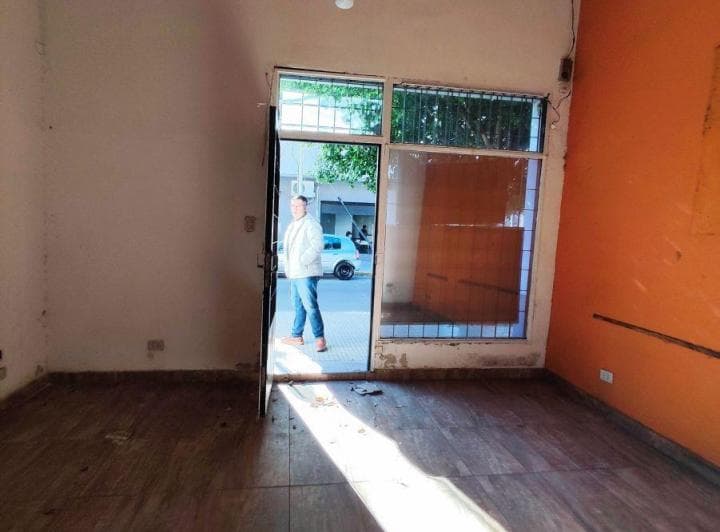Oficina Comercial de 20 m² en Alquiler, San Justo - 5