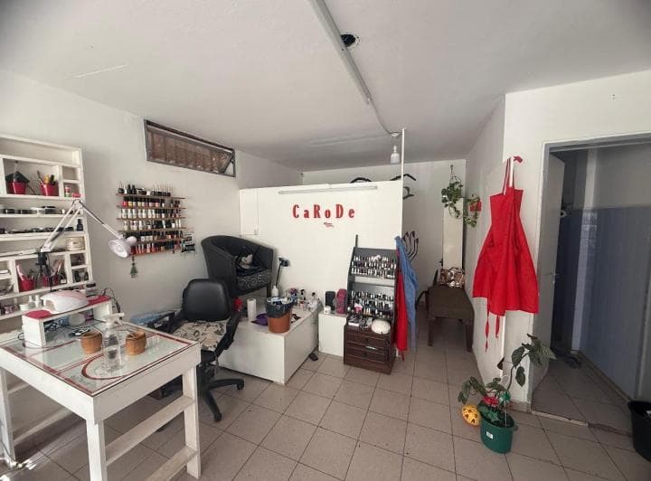 Venta Local Comercial Pb y Subsuelo - 4