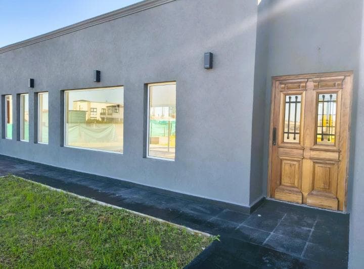 Casa a Estrenar de 4 Ambientes en Venta en Barrio Cerrado Los Juncos Lujan A56 - 3