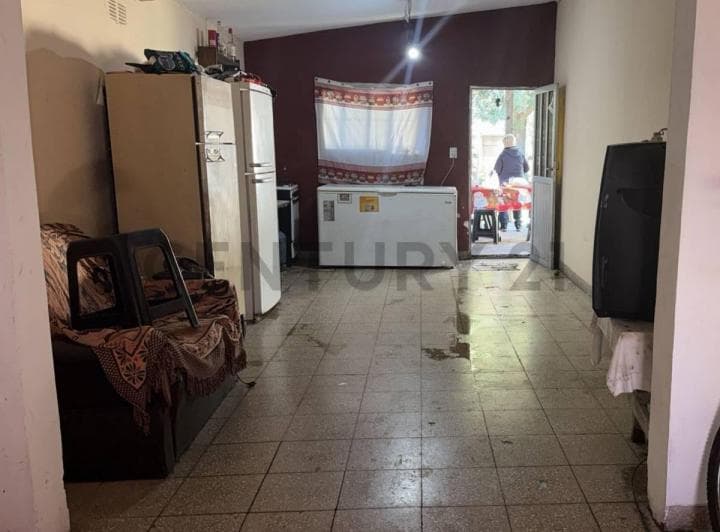 Casa 3 Ambientes con Gran Potencial - 3